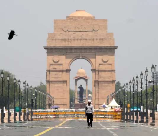 Delhi Catat Suhu Tertinggi 52,3°C: Gelombang Panas Ekstrem Melanda India Utara Suhu panas di india