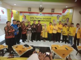 Sugeng Tantang Kuatnya Trah Dipokusumo di Pilkada Purbalingga Bacabup H Sugeng SH mengembalikan formulir pilkada 2024 di DPD Partai Golkar Kabupaten Purbalingga