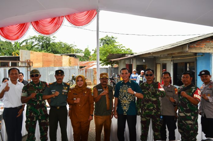 dok. Foto - Rangkaian foto bersama selepas kegiatan sosialisasi berlangsung.