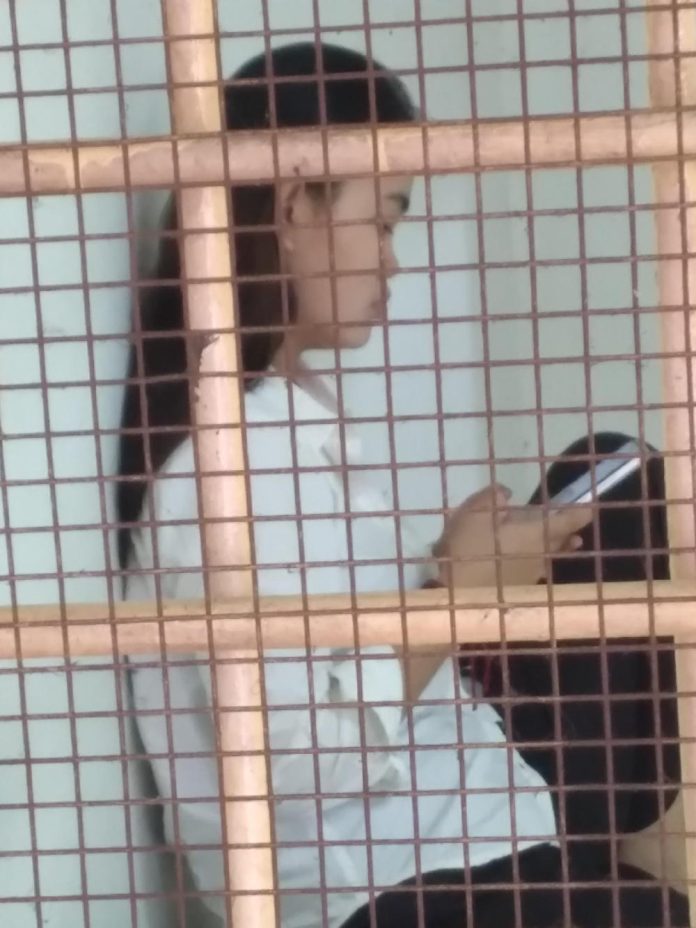 Terdakwa Selalu Di Bawa Tanpa Terdakwa Selalu Di Bawa Tanpa