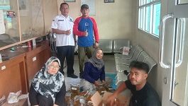 Bantuan Beras Dua Karung dan Minyak Dua Liter Dari Kemensos Untuk Masyarakat